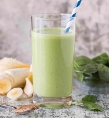 Banános-spenótos lúgosító smoothie